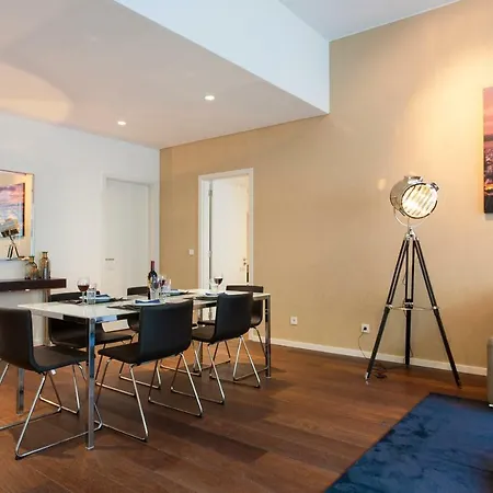Apartment Altido Luxurious And Spacious 1-bed Apt With Huge Terrace By Parque Subway Lissabon