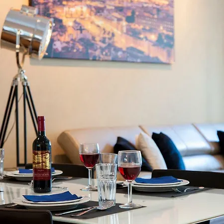 Altido Luxurious And Spacious 1-bed Apt With Huge Terrace By Parque Subway * Lissabon