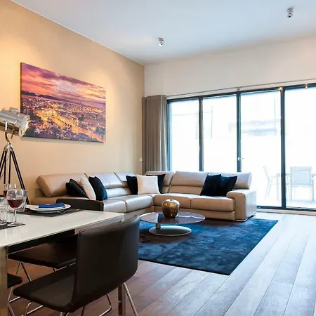 Apartmán Altido Luxurious And Spacious 1-bed Apt With Huge Terrace By Parque Subway *