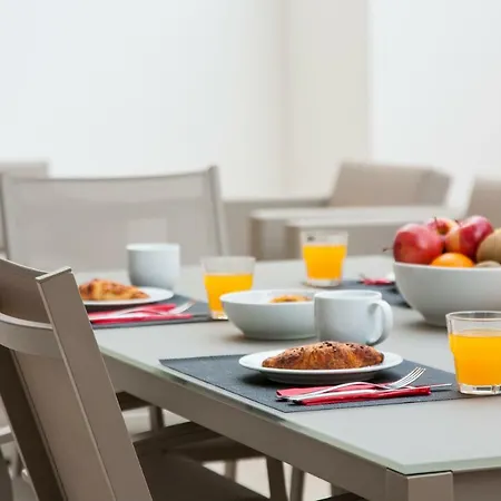 Altido Luxurious And Spacious 1-bed Apt With Huge Terrace By Parque Subway *